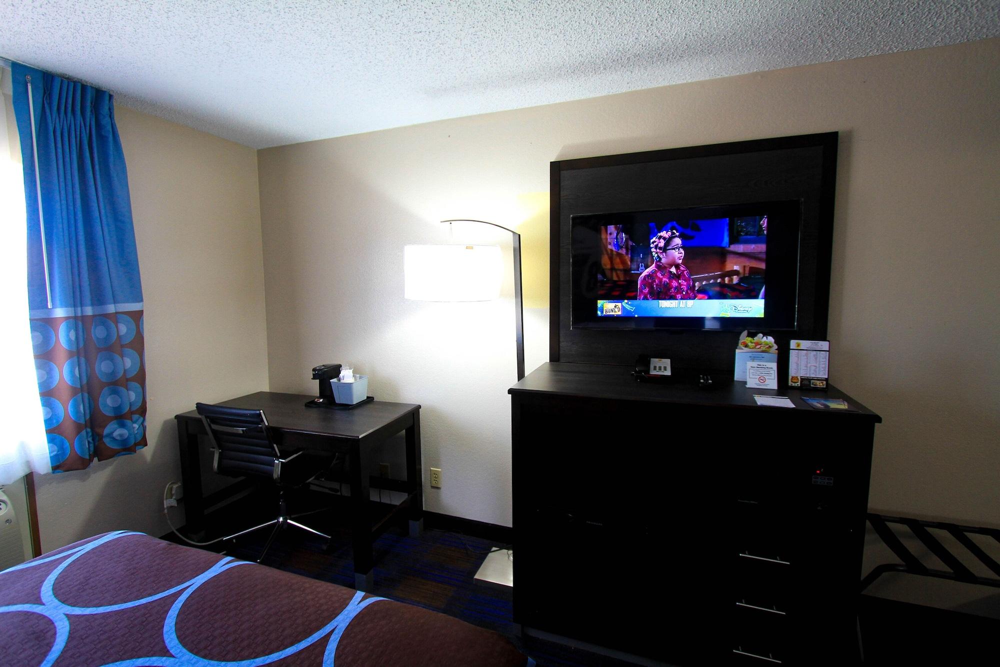 Super 8 By Wyndham Lenexa Overland Park Area/Mall Area Luaran gambar