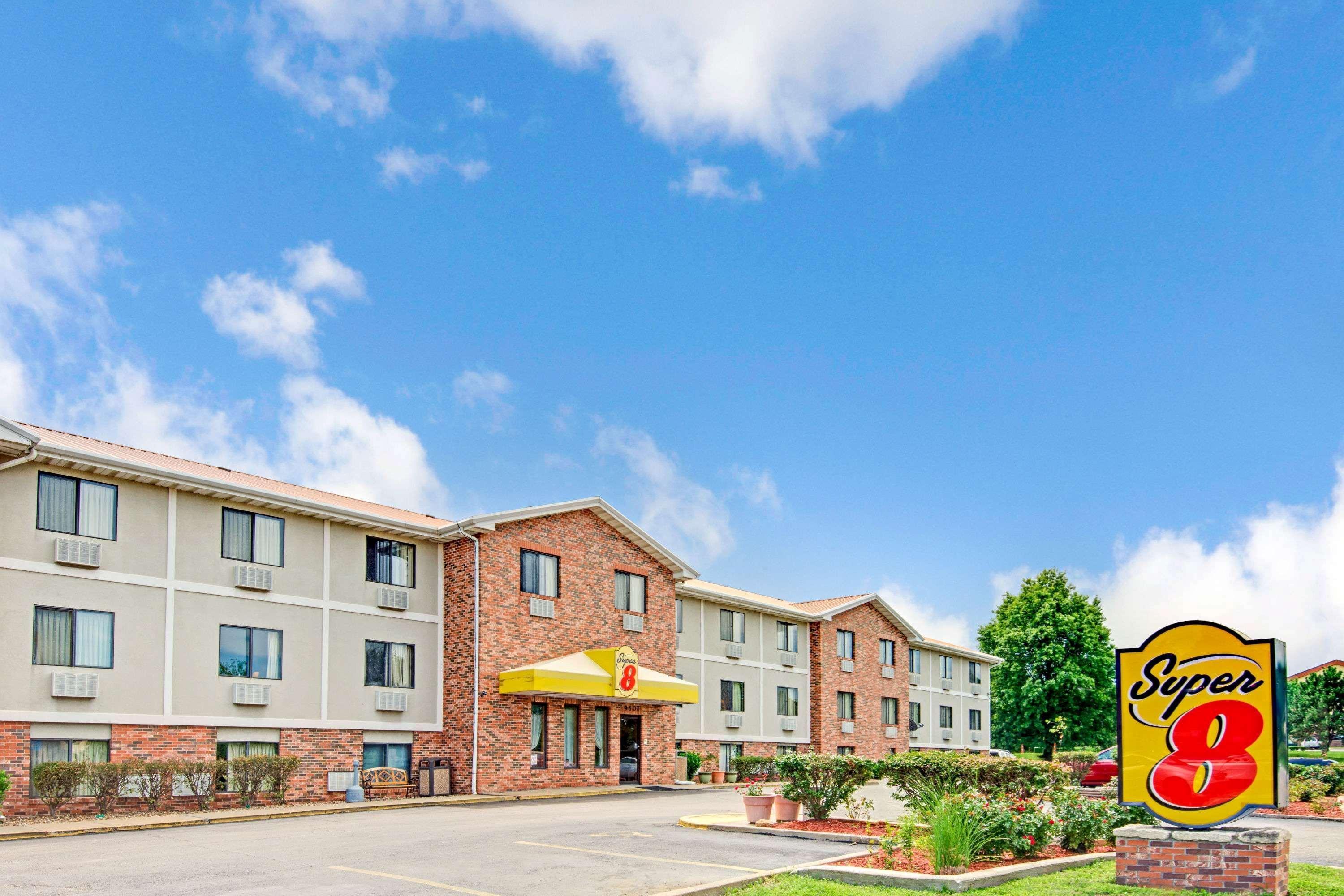 Super 8 By Wyndham Lenexa Overland Park Area/Mall Area Luaran gambar