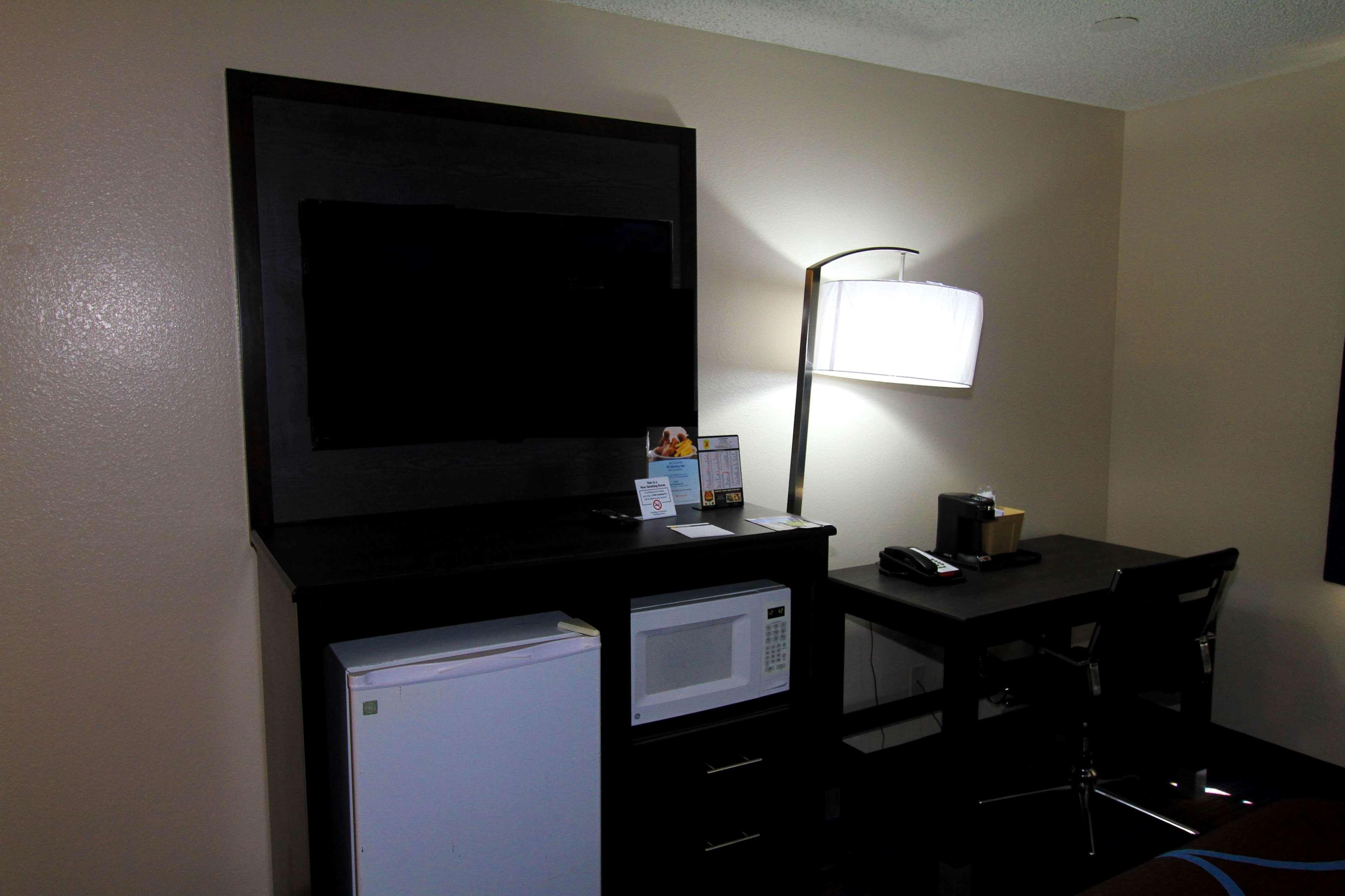 Super 8 By Wyndham Lenexa Overland Park Area/Mall Area Luaran gambar