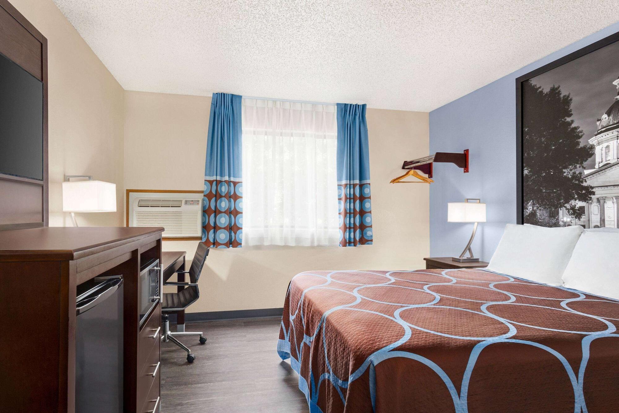 Super 8 By Wyndham Lenexa Overland Park Area/Mall Area Luaran gambar