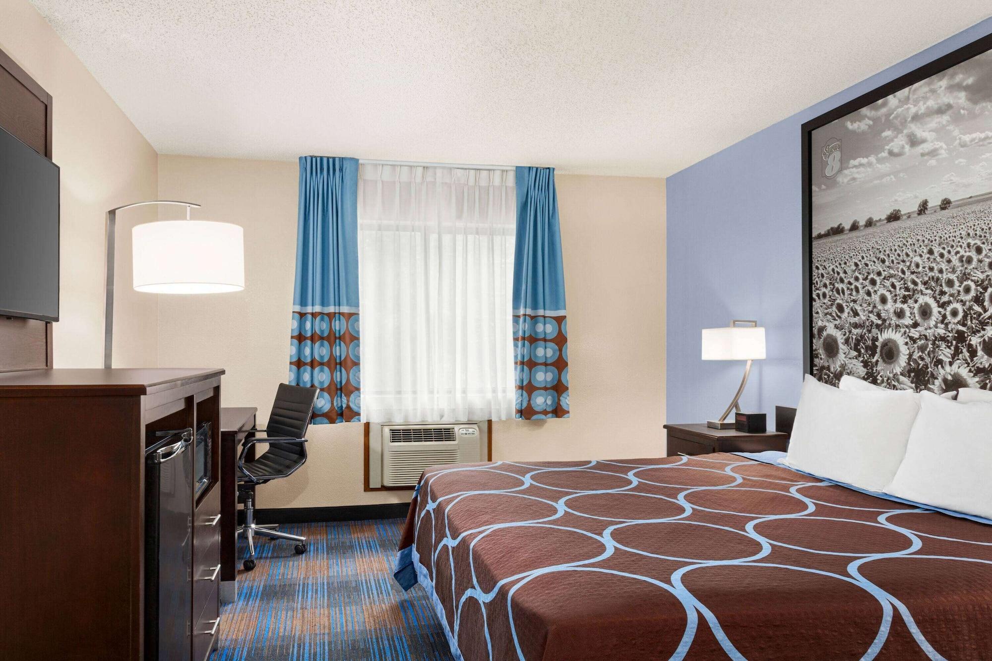 Super 8 By Wyndham Lenexa Overland Park Area/Mall Area Luaran gambar